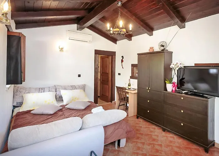 Lisera By Interhome * Rovinjsko Selo